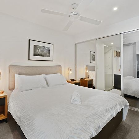 Discover Urban Bliss In Our 1-Bedroom King Bed Apartment! City Views And Cultural Gems Brisbane Exterior photo